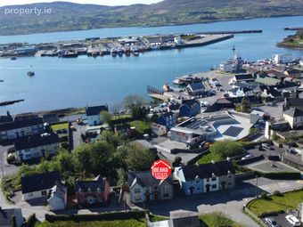 8 Chapel Lane, Castletownbere, Beara, Co. Cork