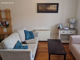 Bishopsmede Apt, Clanbrassil Street, Dublin 8 - Image 2
