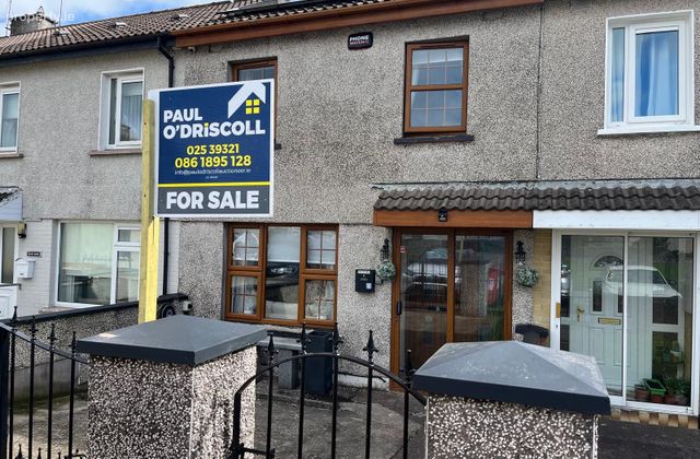 2 Inchera Park, Mahon, Co. Cork - Click to view photos