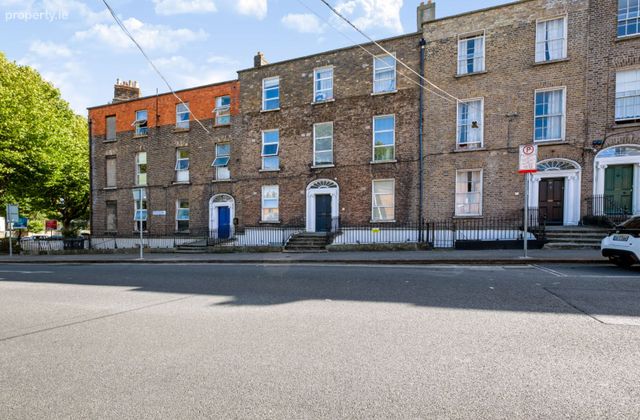 Flat 8, 32 Charles Street Great, North Circular Road, Dublin 1 - Click to view photos