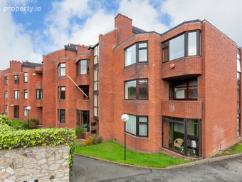 10 Ailesbury Court, Ailesbury Road, Donnybrook, Dublin 4 - Image 2