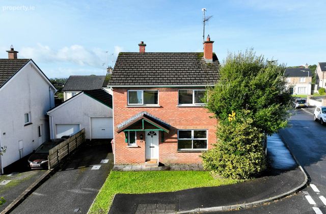 38 College Park Lane, Enniskillen, Co. Fermanagh, Enniskillen, Co. Fermanagh - Click to view photos