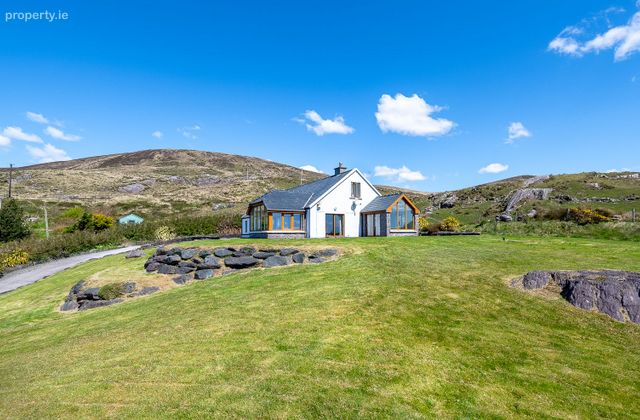 Thidwick, Farranairagh, Caherdaniel, Derrynane, Co. Kerry - Click to view photos
