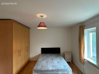 61 Garnish Square, Waterville, Ballycoolin, Dublin 15 - Image 2