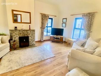 11 Kinnegar Close, Rathmullan, Co. Donegal - Image 5