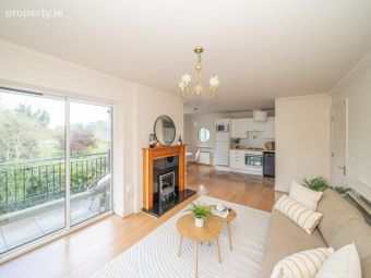219 Gracepark Manor, Drumcondra, Dublin 9 - Image 4