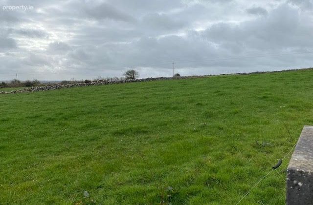 Dangan, Barnaderg, Co. Galway - Click to view photos