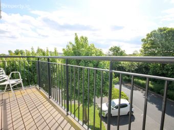 91 Esker Manor, Lucan, Co Dublin, Lucan, Co. Dublin - Image 2