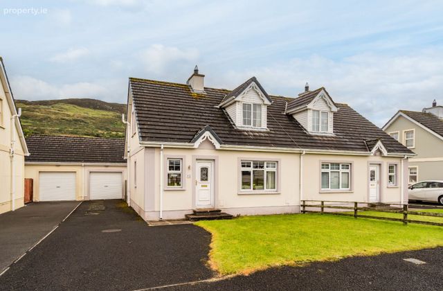 12 Sandymount, Buncrana, Buncrana, Co. Donegal - Click to view photos