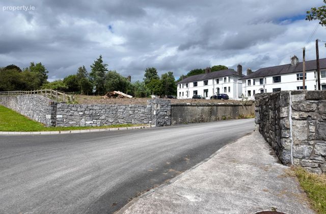 Cartron Hill, Sligo, Co. Sligo - Click to view photos