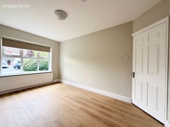 6 Woodbrook Manor, Monavalley, Tralee, Co. Kerry - Image 3