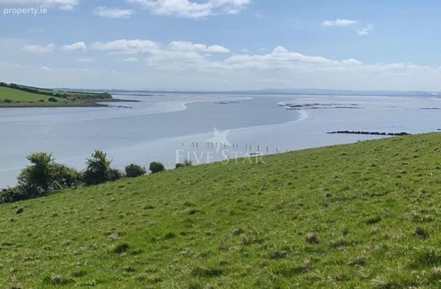 Island Cottage Shannon Airport, Inishmacnaghtan, Shannon Airport, Newmarket On Fergus, Co. Clare, Newmarket on Fergus, Co. Clare - Click to view photos