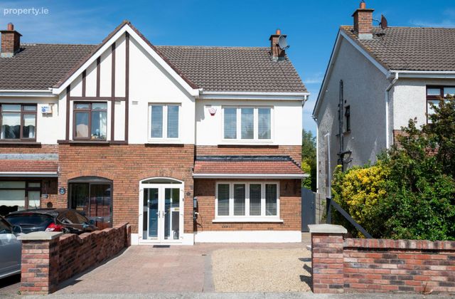 105 Woodfield, Scholarstown Road, Knocklyon, Dublin 16 - Click to view photos