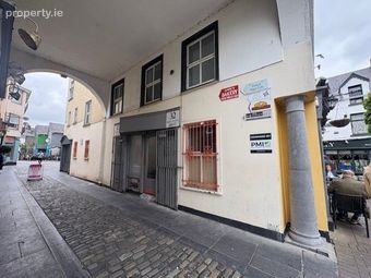 32 Merchants Square, Ennis, Co. Clare - Image 2