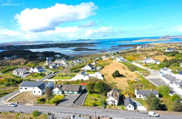 Magheraclogher, Bunbeg, Co. Donegal - Click to view photos