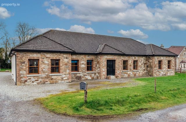 Roseberry, Newbridge, Newbridge, Co. Kildare - Click to view photos