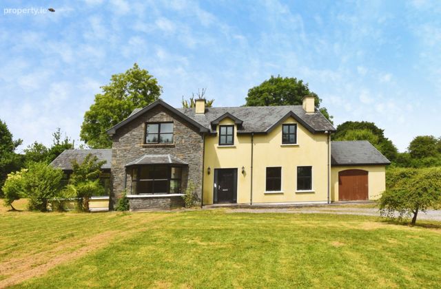 Raleigh North, Macroom, Macroom, Co. Cork - Click to view photos