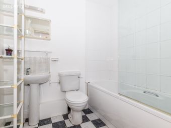 34 Milton Hall, Dublin Road, Swords, Co. Dublin - Image 3