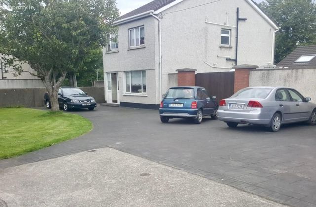 Redwood Court, Dublin 24, Kilnamanagh, Dublin 24 - Click to view photos
