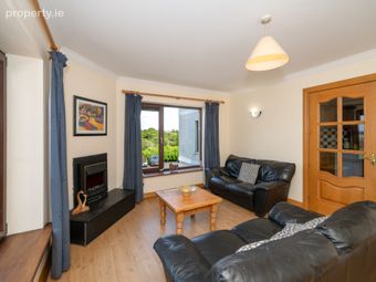 3 Ronayn's Court, Rochestown, Cork, Rochestown, Co. Cork - Image 3