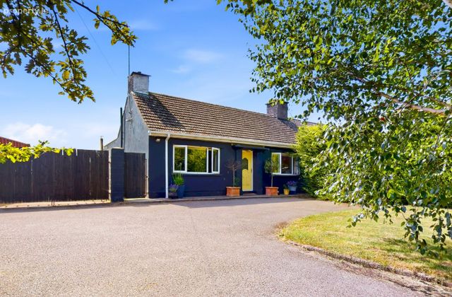 2 The Cottage, Courtlough, Balbriggan, Balrothery, Co. Dublin - Click to view photos