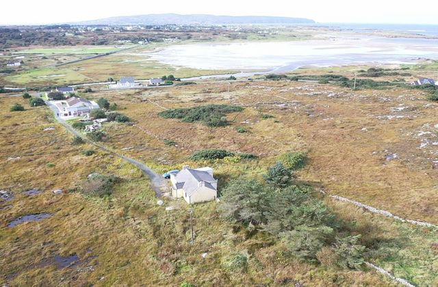 Keadue, Burtonport, Co. Donegal - Click to view photos