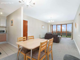 100 Highgrove, Mount Talbot, Clondalkin, Dublin 22, Clondalkin, Dublin 22 - Image 3