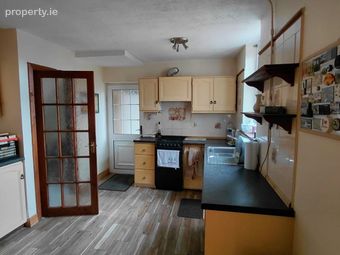 6 Sean O'brien Park, Beechfield Estate, Fermoy, Co. Cork - Image 4