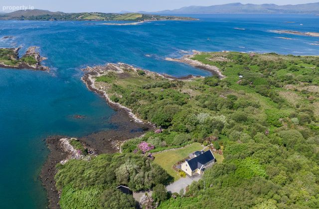 The Old Oak Cottage, Collorus, Lauragh, Kenmare, Co. Kerry, Lauragh, Co. Kerry - Click to view photos