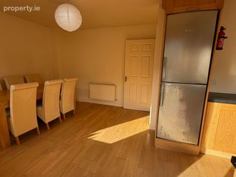 5 Chestnut Mews, Cluain Ard, Cobh, Co. Cork - Image 5