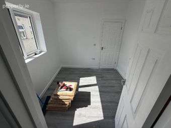 23 Camac Park, Dublin 12, Inchicore, Dublin 8 - Image 4