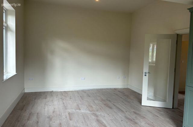 Ballina Road, Swinford, Swinford, Co. Mayo - Click to view photos