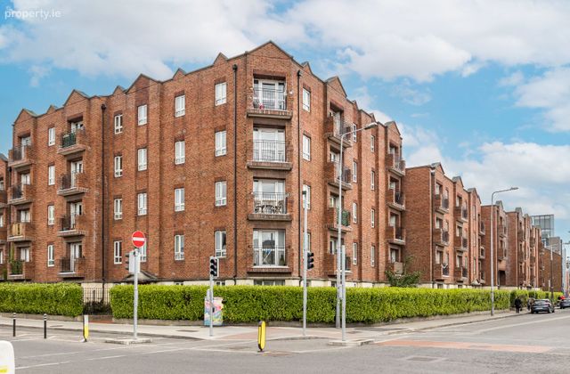 55 Trinity Square, Dublin 2 - Click to view photos