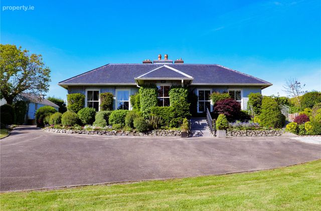 Merville, Taylors Hill Road, Taylor's Hill, Galway City, Taylor's Hill, Co. Galway - Click to view photos
