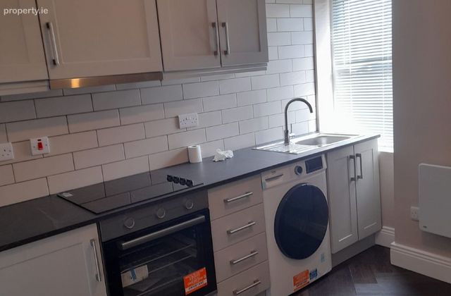 Apt, 51 Saint Patrick's Road,dublin 9, Drumcondra, Dublin 9 - Click to view photos
