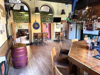 Lilly O`briens Public House &amp; Apartments, Castle Street, Roscrea, Co. Tipperary, Roscrea, Co. Tipperary - Image 4