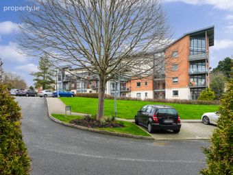 Apartment 3, Block A, The Park, Clon Brugh, Aiken`s Village, Dublin 18, Co. Dublin, Stepaside, Dublin 18 - Image 2