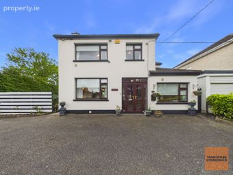 Woodview House, 74 Woodview Grove, Clonsilla, Dublin 15 - Image 2