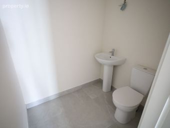 3 Rae An Mhionnain, Minane Bridge, Co. Cork - Image 4
