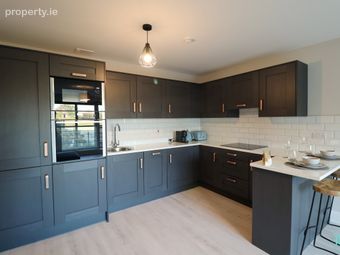 Mayeston Square, Finglas, D11W598, Dublin 11