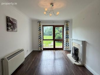 Apartment 9, Monkstown Square, Monkstown Avenue, Monkstown, Monkstown, Co. Dublin - Image 3