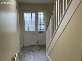7 The Willows, Castlebar, Co. Mayo - Image 3