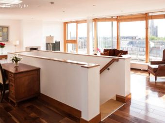 3 Bed Duplex Penthouse, Castle Way, Dublin 8