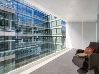 Apartment 16, 55 Lad Lane, Dublin 2 - Image 4