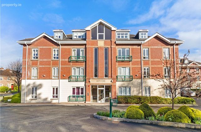 8 Hyde House, Clonfadda Wood, Mount Merrion Avenue, Blackrock, Co. Dublin, Blackrock, Co. Dublin - Click to view photos