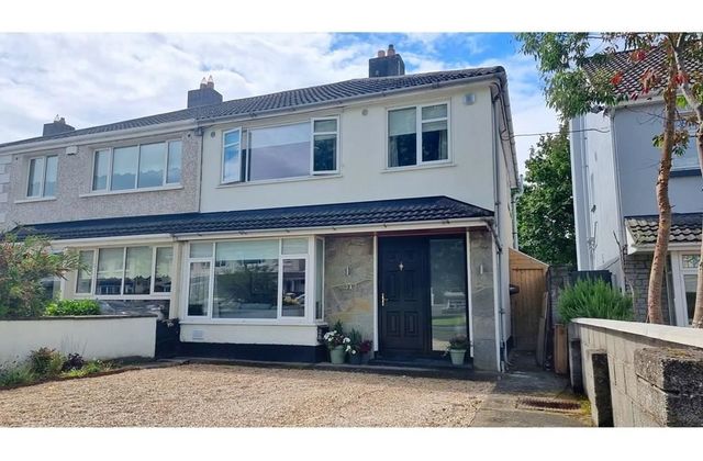 2a Carriglea Drive, Firhouse, Dublin 24 - Click to view photos