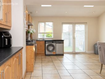 48 Greenfort Avenue, Clondalkin, Dublin 22 - Image 4