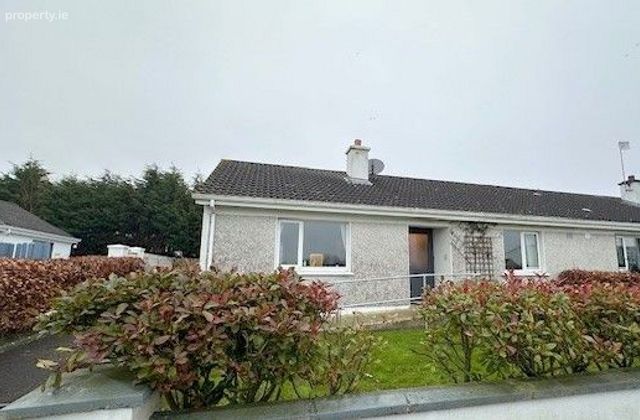 10 Cluain Na Seimre, Two Mile Borris, Thurles, Co. Tipperary - Click to view photos