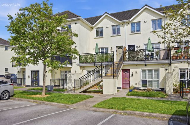 114 Holywell Rise, Swords, Kinsealy, Co. Dublin - Click to view photos