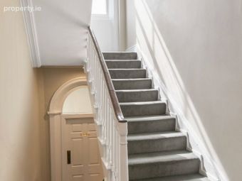 Pembroke Street Upper, Dublin 2 - Image 3